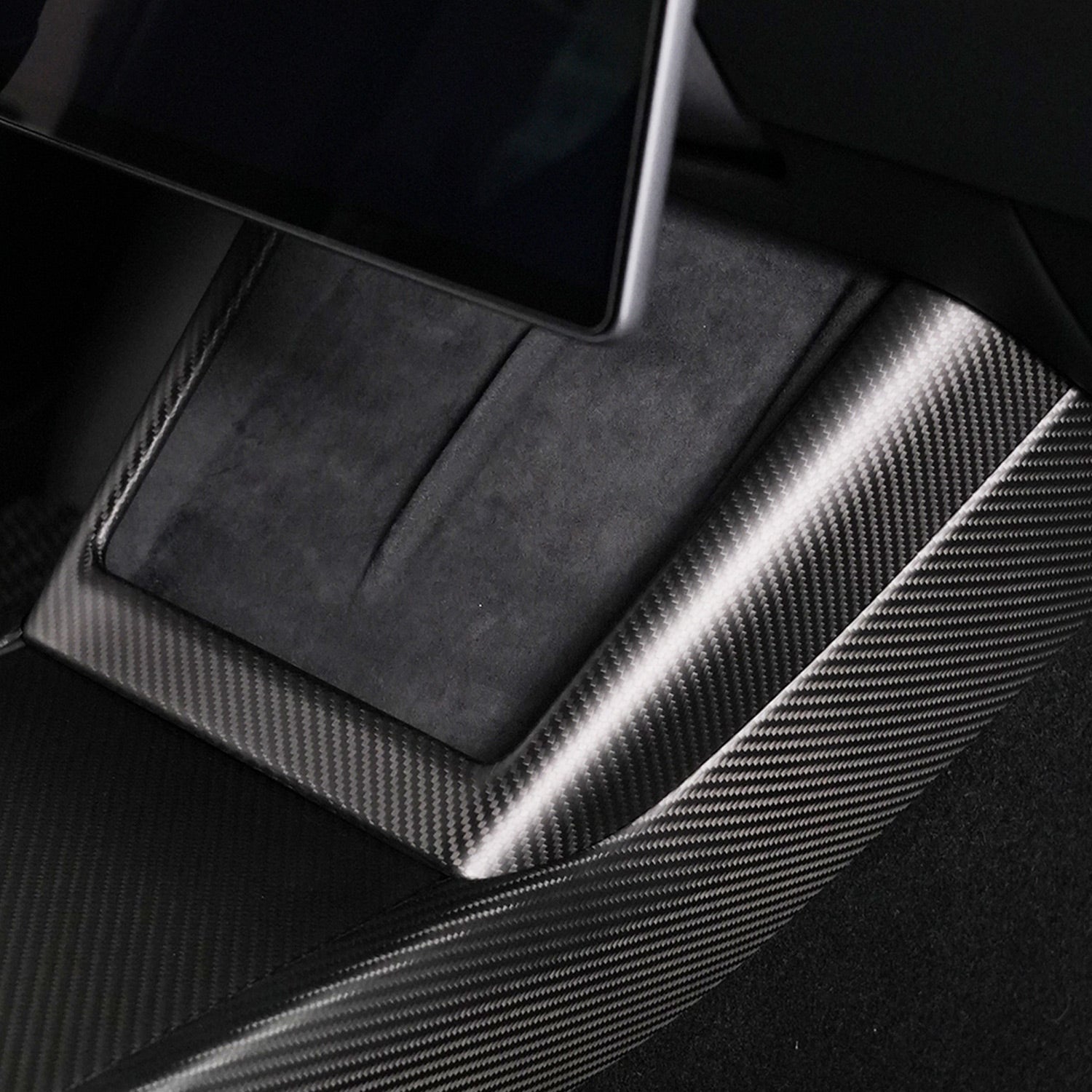 Carbon Fiber Wireless Charging Frame for Tesla Model 3 Highland 2025 2024