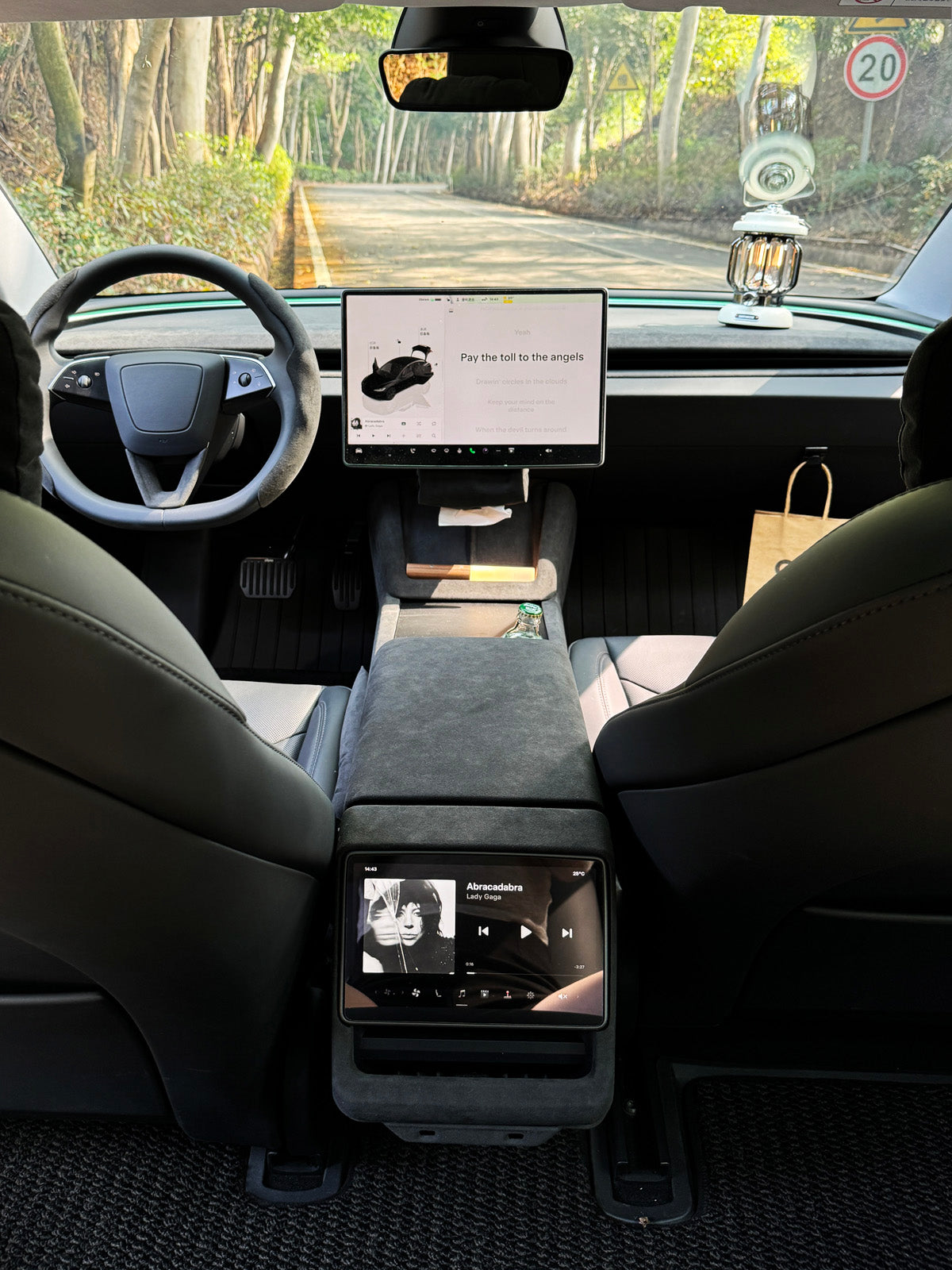 Alcantara Wireless Charging Panel Frame for Tesla Model 3 Highland 2025 2024