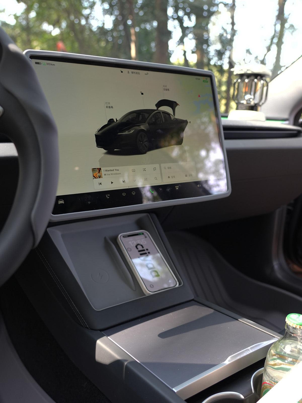 Soft Center Console Wireless Charging Mat for Tesla Model Y Juniper 2025